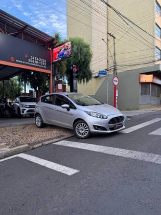 FORD FIESTA 1.5 S HATCH 16V FLEX 4P MANUAL